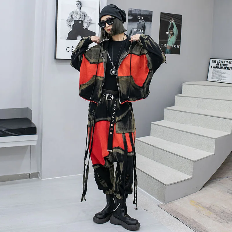 European Style hooded Suit Women Personalized Tassel Wide Leg Pants Hip Hop Punk Streetwear Motorcycle Coat Patchwork Suit
European Style hooded Suit Women Personalized Tassel Wide Leg Pants Hip Hop Punk Streetwear Motorcycle Coat Patchwork Suit