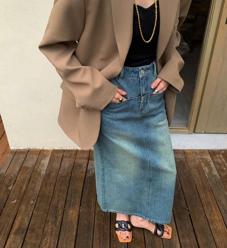 Fashion Pocket Ladies Jeans Skirts High Waist Loose Button Women Denim Skirts 2023 Summer Spring Chic L836
Fashion Pocket Ladies Jeans Skirts High Waist Loose Button Women Denim Skirts 2023 Summer Spring Chic L836