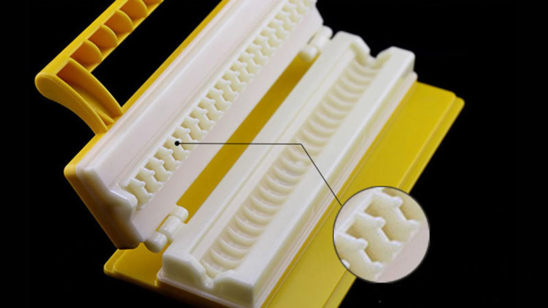 BBQ Fleisch String Maschine Grill Spieß Werkzeuge Tragbare Tofu Spieß Kebab Maker Box Maschine Grill Küche Zubehör BBQ Fleisch String Maschine Grill Spieß Werkzeuge Tragbare Tofu Spieß Kebab Maker Box Maschine Grill Küche Zubehör