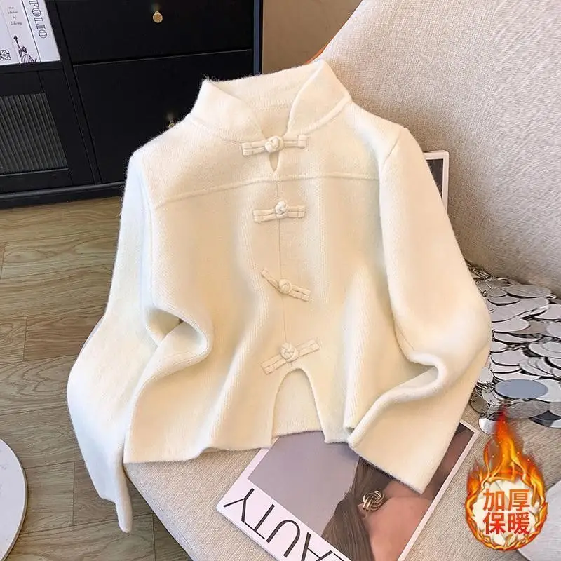 2024 Chinese style stand up collar soft sticky sweater women autumn and winter unique design sense knitted top vintage coat
2024 Chinese style stand up collar soft sticky sweater women autumn and winter unique design sense knitted top vintage coat