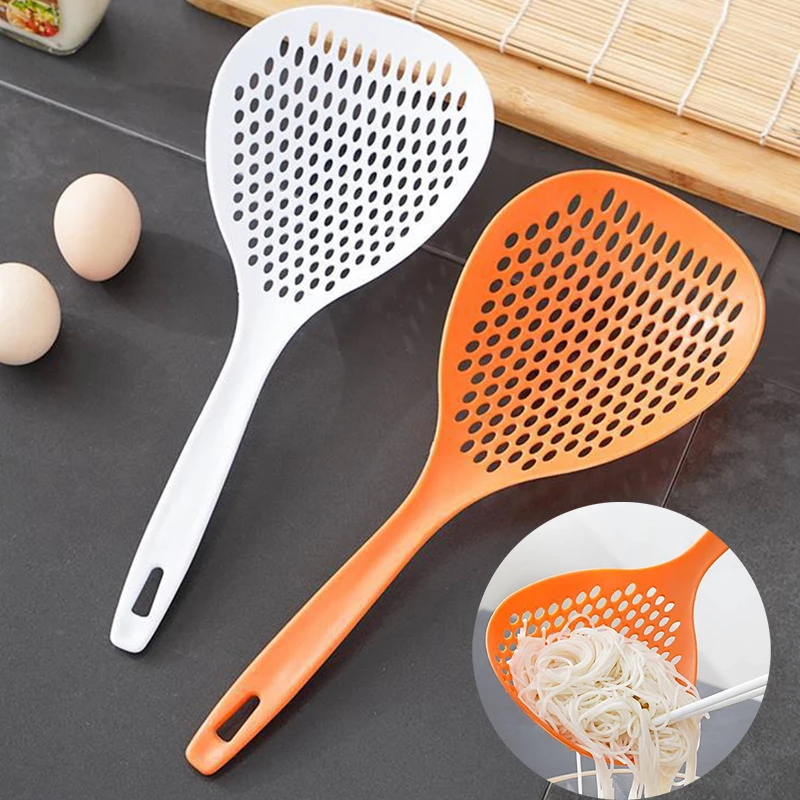 

Long Handle Colander Food Strainer Kitchen Gadgets Drainage Colanders Noodle Filter Scoop Ladle Dumplings Spoon Fine Mesh