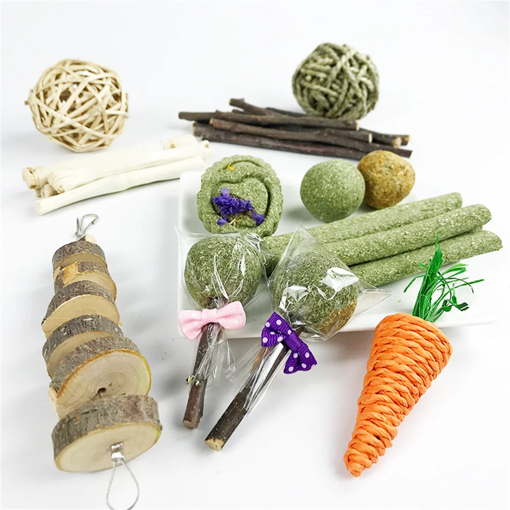 

31Pcs Hamster Chew Toys Natural Wood Sticks Grass Balls Teeth Care Molar Toy for Gerbil Rat Guinea Pig Chinchilla Rabbit Playing