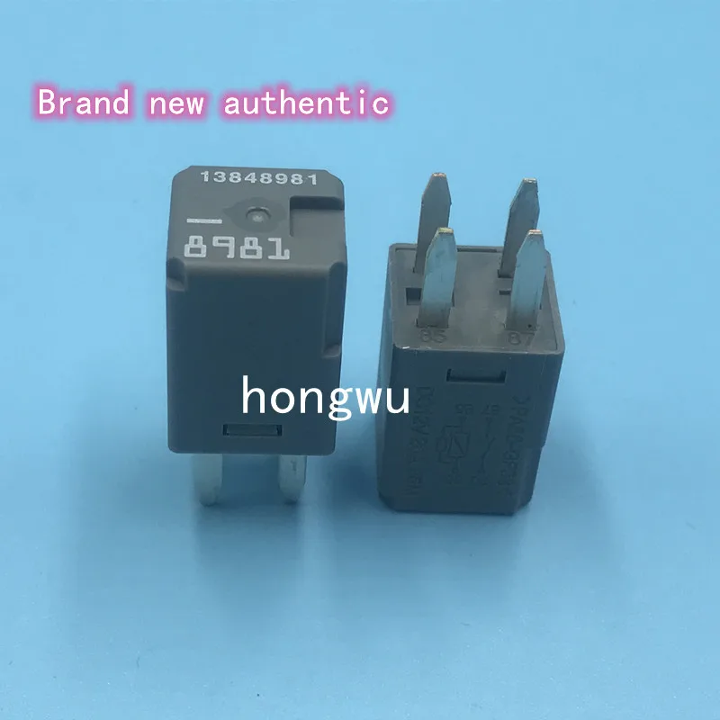 100% Original New 1PCS 13848981 8981 DC12V relay 20A 4pins
100% Original New 1PCS 13848981 8981 DC12V relay 20A 4pins