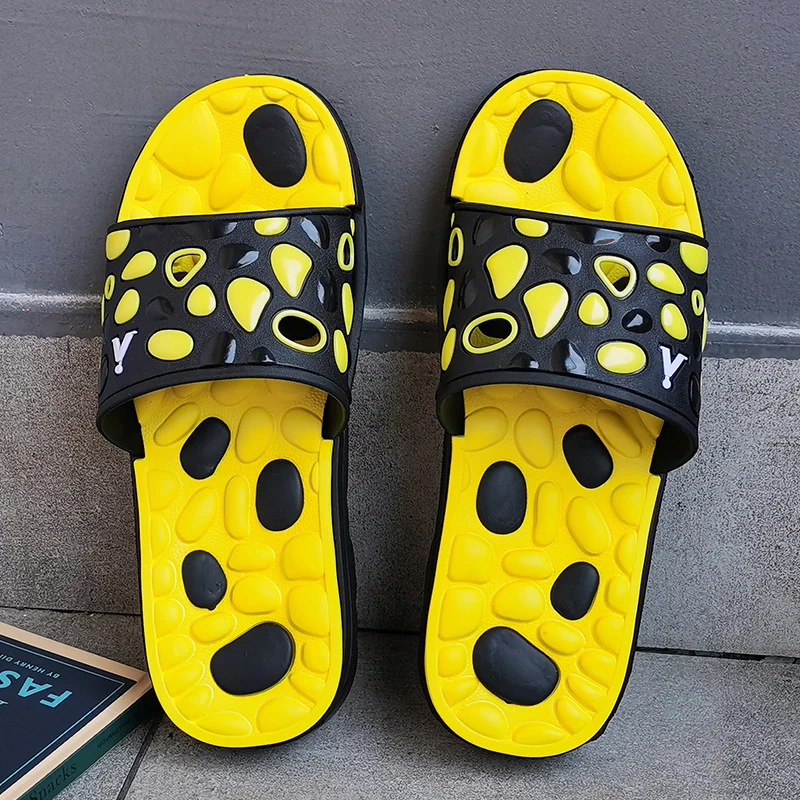 

House Slippers for Men Slip On Flats Indoor Floor Flat Shoes Men Slides Summer Non-slip Family Bathroom Sandals Beach Shoes