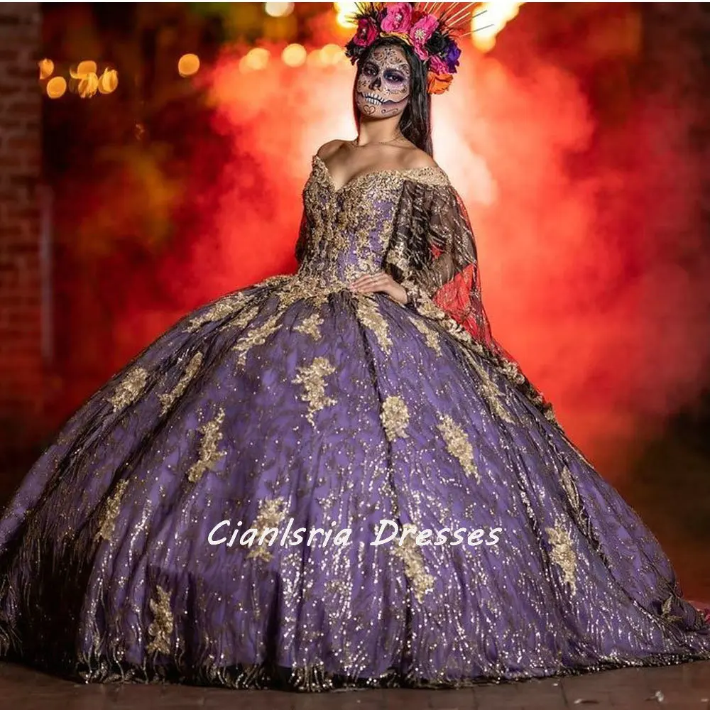 Purple Off The Shoulder Corset Quinceanera Dress With Cape Ball Gown Gold Appliques Lace Crystal Sweet 16 Vestido De XV Anos
Purple Off The Shoulder Corset Quinceanera Dress With Cape Ball Gown Gold Appliques Lace Crystal Sweet 16 Vestido De XV Anos