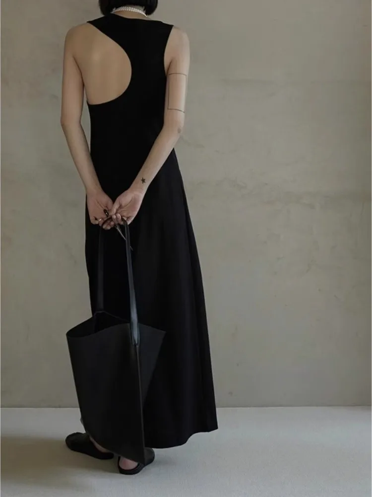 

Design Inspired Backless Sleeveless Dress For Women'S Summer French Chic Black Hepburn High Waisted Slim Fit Long Skirt