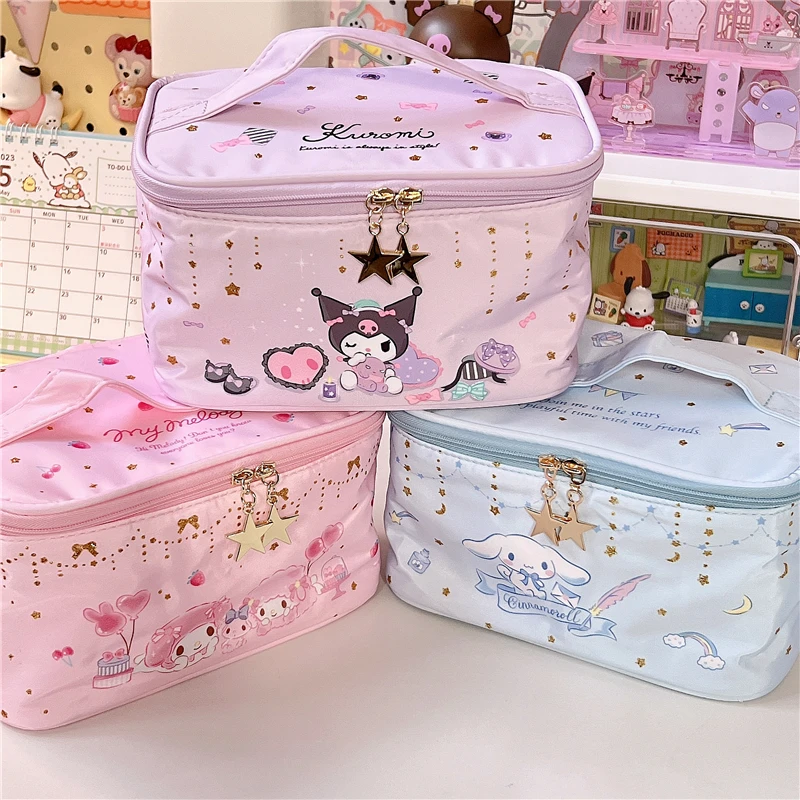 Kuromi Melody Kawaii Japan Anime Large-Capacity Cosmetic Bag 2023 New High-End Portable Travel Storage Skin Care Bag
Kuromi Melody Kawaii Japan Anime Large-Capacity Cosmetic Bag 2023 New High-End Portable Travel Storage Skin Care Bag