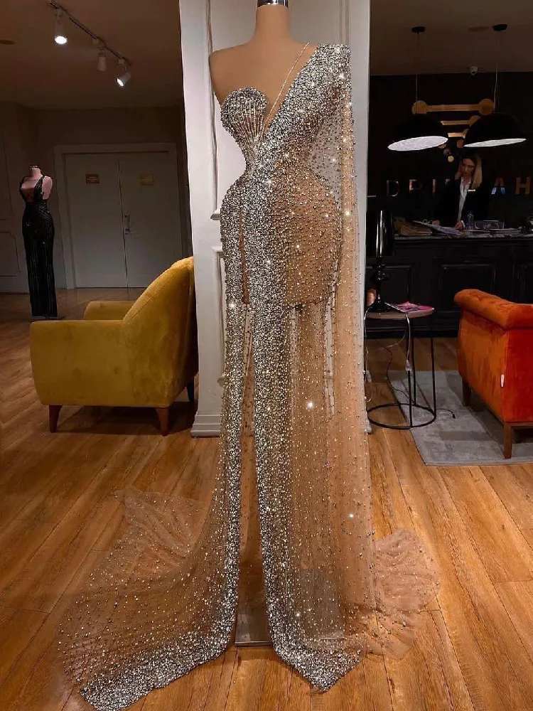 

Sexy Evening Dresses V Neck One Long Sleeve Sequins Beaded Shiny 3D Lace Diamonds Appliques Side Slit Prom Dresses Custom Made