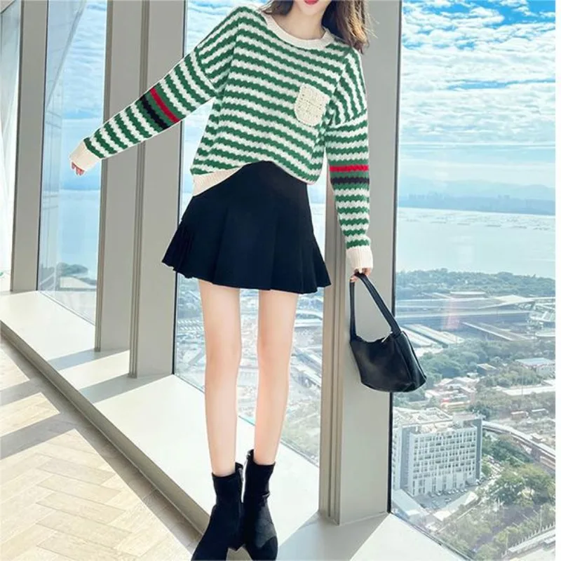 

Autumn and winter new knitwear stripe fashion foreign design sense niche casual sweater top women