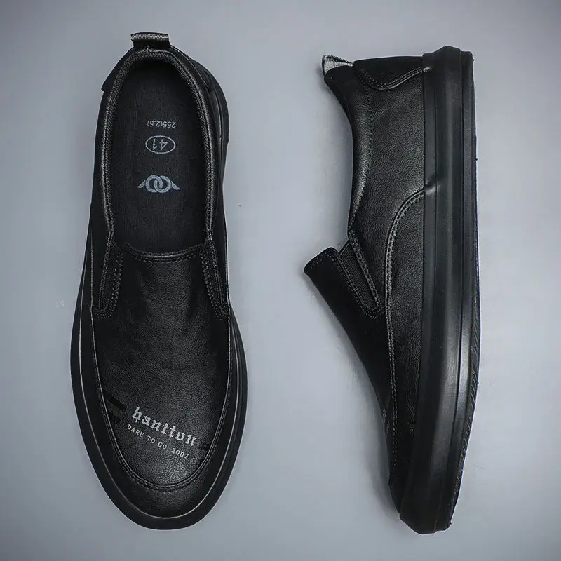 autumn new men's shoes one foot soft leather leather shoes waterproof light casual soft sole lazy dirt-resistant board shoes
autumn new men's shoes one foot soft leather leather shoes waterproof light casual soft sole lazy dirt-resistant board shoes