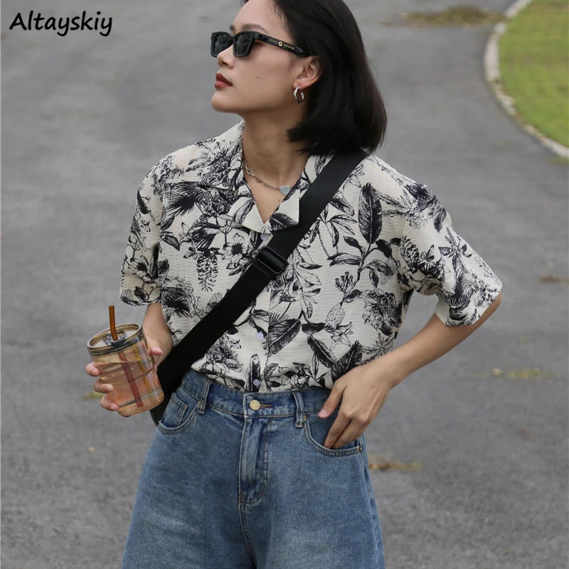 Рубашка женская с коротким рукавом, уличная одежда, универсальный Свободный Топ для отдыха, винтажный кроп-топ с карманами в стиле ретро, мягкая литературная одежда для подростков 
Рубашка женская с коротким рукавом, уличная одежда, универсальный Свободный Топ для отдыха, винтажный кроп-топ с карманами в стиле ретро, мягкая литературная одежда для подростков