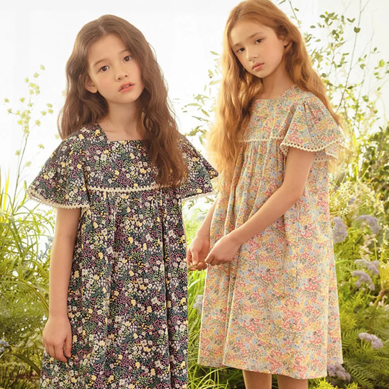 

2024 Korean Summer Junior Girl Dress Children Girl Flying Sleeves Hollow Out Lace Dress School Girl Floral Beach One-piece Dress