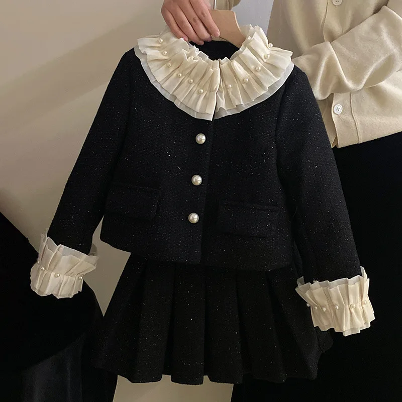 Korean Autumn Winter Children Girl 2PCS Clothes Set Cotton Padded Lace Pearls Patched Coats Solid Elastic Waist Baby Girl Outfit
Korean Autumn Winter Children Girl 2PCS Clothes Set Cotton Padded Lace Pearls Patched Coats Solid Elastic Waist Baby Girl Outfit