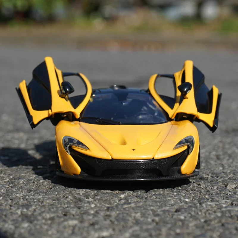 1:24 McLaren P1 модель спортивного автомобиля из сплава, литая металлическая игрушка, Коллекционная модель гоночного автомобиля, модель суперкара, высокий симулятор, детская игрушка в подарок
1:24 McLaren P1 модель спортивного автомобиля из сплава, литая металлическая игрушка, Коллекционная модель гоночного автомобиля, модель суперкара, высокий симулятор, детская игрушка в подарок