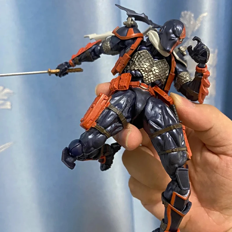 Dc 17cm Deathstroke Joint Movable Anime Action Figure Pvc Toys Collection Figures For Friends Gifts
Dc 17cm Deathstroke Joint Movable Anime Action Figure Pvc Toys Collection Figures For Friends Gifts