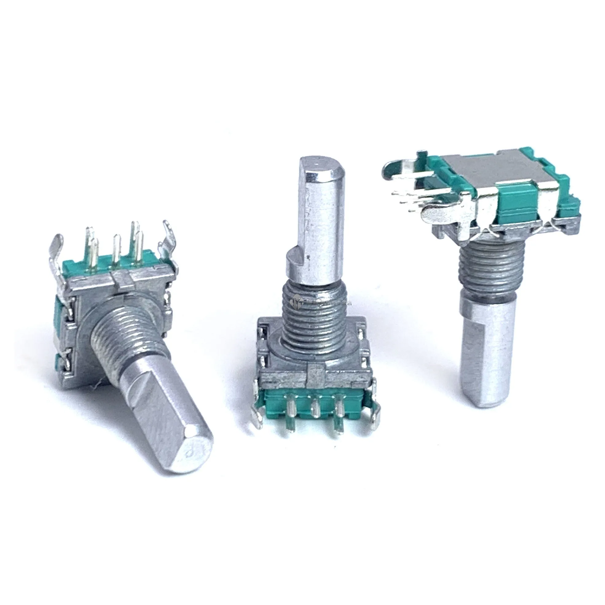 EC11B15242AE vertical encoder 30 positioning number 15 pulse axis 20MM with switch press stroke 0.5
EC11B15242AE vertical encoder 30 positioning number 15 pulse axis 20MM with switch press stroke 0.5