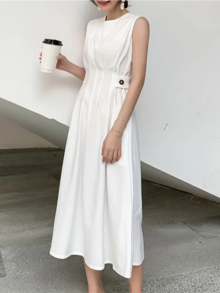 Summer Dress Sleeveless black white Temperament Vest Waist Length Waist Decoration Slimming Camisole Skirt Women Clothing
Summer Dress Sleeveless black white Temperament Vest Waist Length Waist Decoration Slimming Camisole Skirt Women Clothing