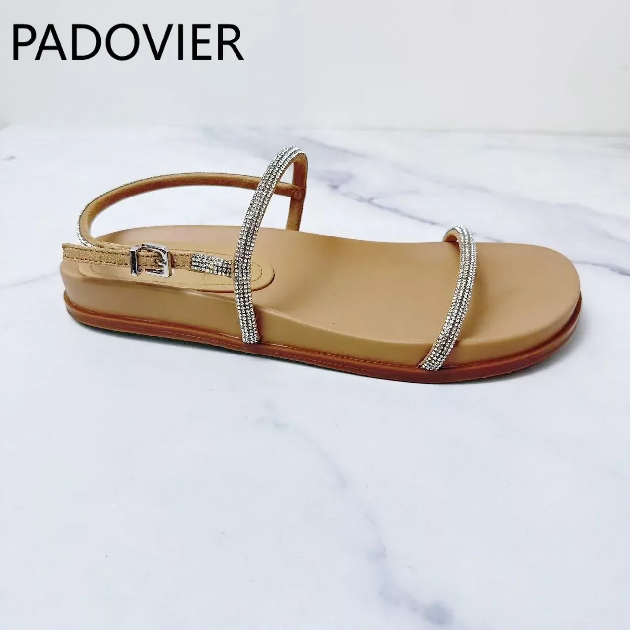 Women's 2024 New Fashion Joker Word With Water Diamond Thin Pull With Flat Bottom Word With Thick Bottom Casual Sandals.
Women's 2024 New Fashion Joker Word With Water Diamond Thin Pull With Flat Bottom Word With Thick Bottom Casual Sandals.