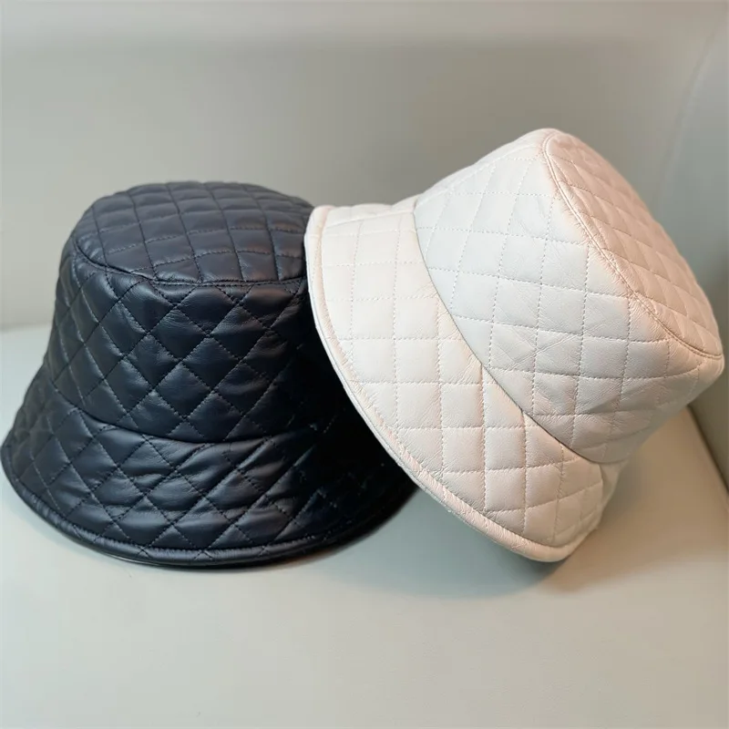 Fashion Woman's Winter Bucket Hat Ladies Outdoor Warm Panama Hat Unisex Autumn Pu Fisherman Cap Girl Fuax Leather Sun Bob Visor
Fashion Woman's Winter Bucket Hat Ladies Outdoor Warm Panama Hat Unisex Autumn Pu Fisherman Cap Girl Fuax Leather Sun Bob Visor