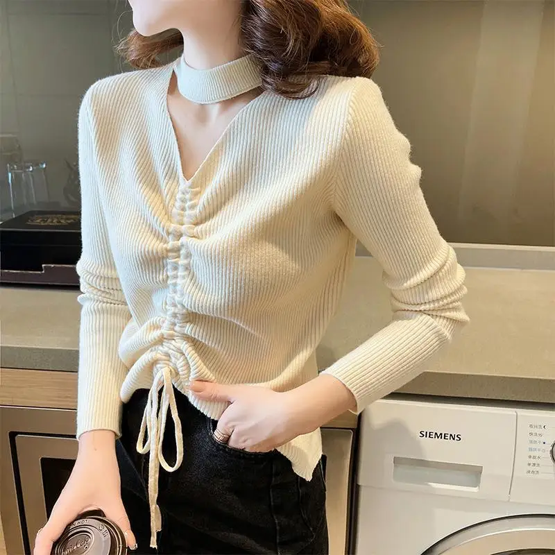 2023 Autumn Women's Fashion Niche Casual Long Sleeved Knit V-neck Hollowed Out Knit Neck Drawstring Comfortable Versatile Top
2023 Autumn Women's Fashion Niche Casual Long Sleeved Knit V-neck Hollowed Out Knit Neck Drawstring Comfortable Versatile Top
