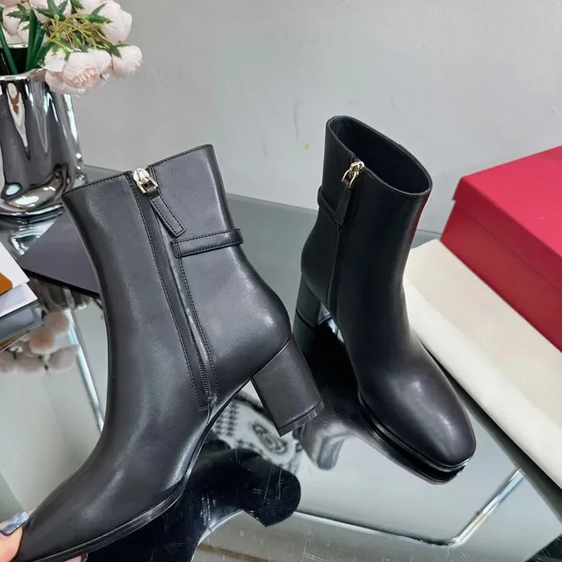 

Genuine Leather Square Heels Boots Zipeer Round Toe Fashion Mid Calf Solis Color Shoes For Women High Quality Popular Concise
