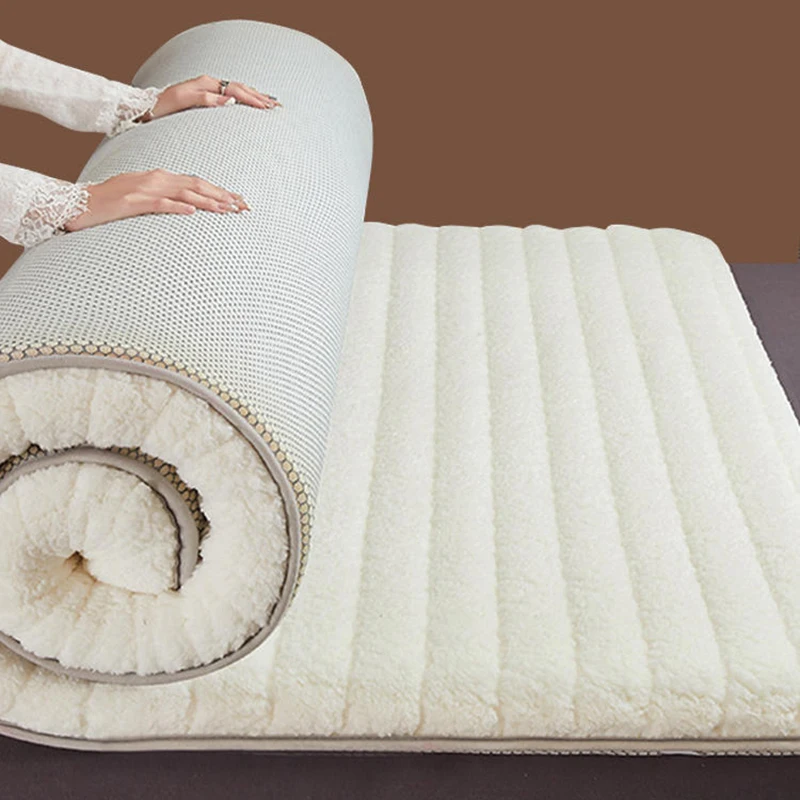 Thickened lamb wool mattress cushion rental room special household tatami mattress coral velvet bedding sleeping mat
Thickened lamb wool mattress cushion rental room special household tatami mattress coral velvet bedding sleeping mat
