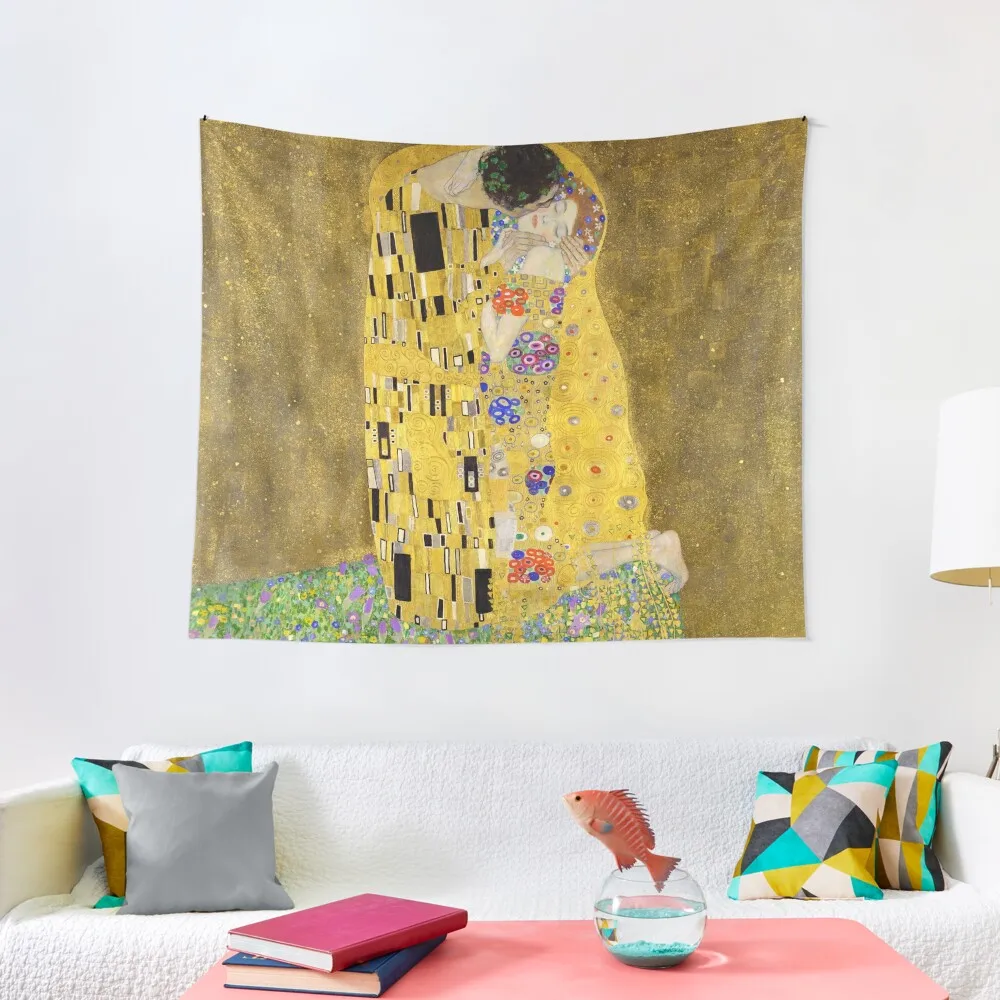 

Gustav Klimt's The Kiss - Iconic Art Print for Lovers Tapestry Aesthetic Decoration Bedroom Decor Tapestry