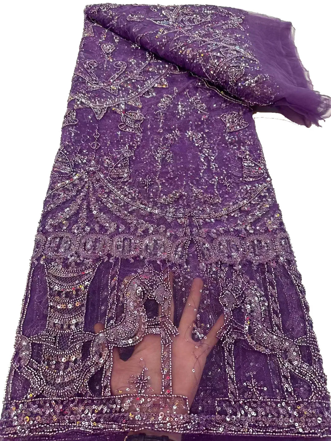 New exquisite heavy industry bead sequins embroidered lace, Europe and the United States fashion wedding cheongsam evening gown
New exquisite heavy industry bead sequins embroidered lace, Europe and the United States fashion wedding cheongsam evening gown