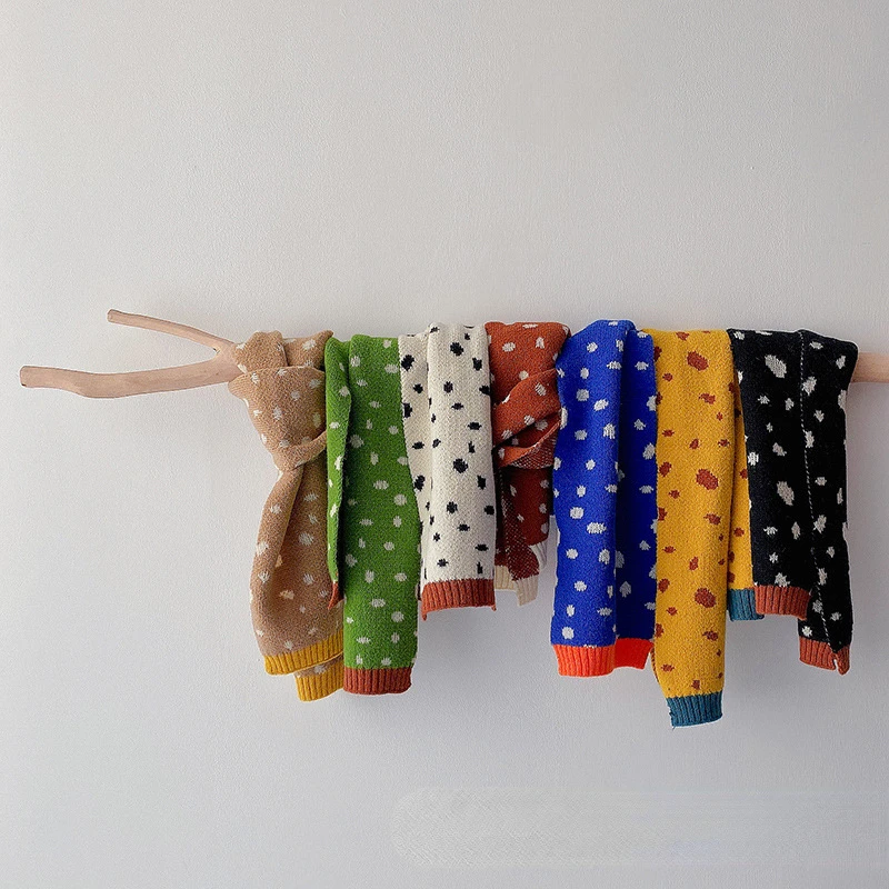 Children's Knitted Scarf Autumn and Winter Cow Spots Colour Blocking Medium-length Scarf Boys and Girls Baby Wool Neck Cover
Children's Knitted Scarf Autumn and Winter Cow Spots Colour Blocking Medium-length Scarf Boys and Girls Baby Wool Neck Cover