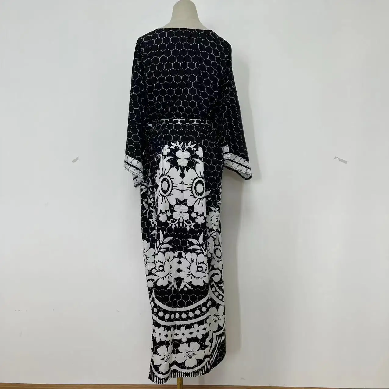 Beach Boho Cover up over sized Women's Maxi Kimono 11 Beach Boho Cover up over sized Women's Maxi Kimono