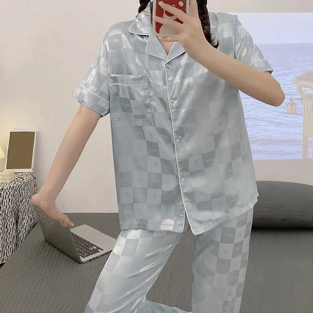 2 Pcs/Set Women Spring Summer Pajama Set Silky Ice Silk Lapel Plaid Print Short Sleeve Loose Single-breasted Wide Leg Homewear S
2 Pcs/Set Women Spring Summer Pajama Set Silky Ice Silk Lapel Plaid Print Short Sleeve Loose Single-breasted Wide Leg Homewear S