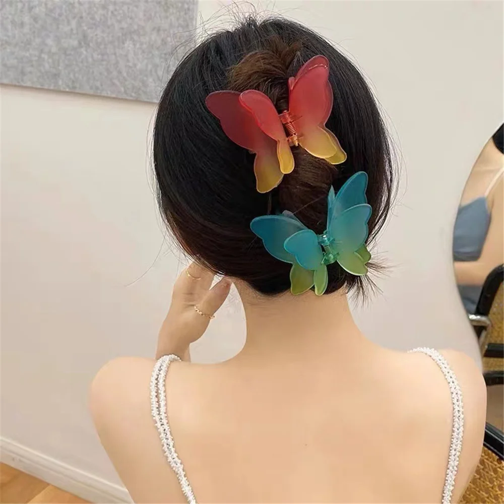 Summer Matte Gradient Hair Grab Clip Women Hair Claw Butterfly Hairpin Clips Hair Styling Tools Women Girls Hair Accessories
Summer Matte Gradient Hair Grab Clip Women Hair Claw Butterfly Hairpin Clips Hair Styling Tools Women Girls Hair Accessories