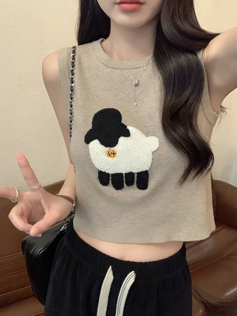 Ice Cool Silk Short-sleeved Sweater Sleeveless Vest Women's Summer 2024 Short Design Sense Fashion Slim Round Neck Top
Ice Cool Silk Short-sleeved Sweater Sleeveless Vest Women's Summer 2024 Short Design Sense Fashion Slim Round Neck Top