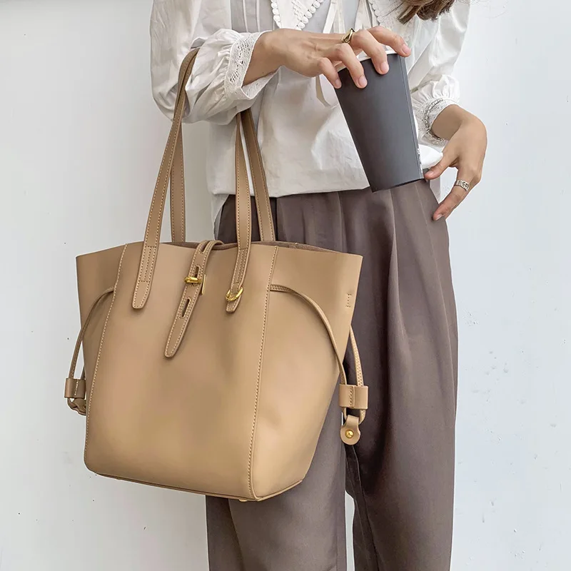 

2023 Genuine Leather Women Trapeze Bag New High Quality Shoulder Bag Female Casual Totes Large Capacity Shopping Bag Bolso Mujer