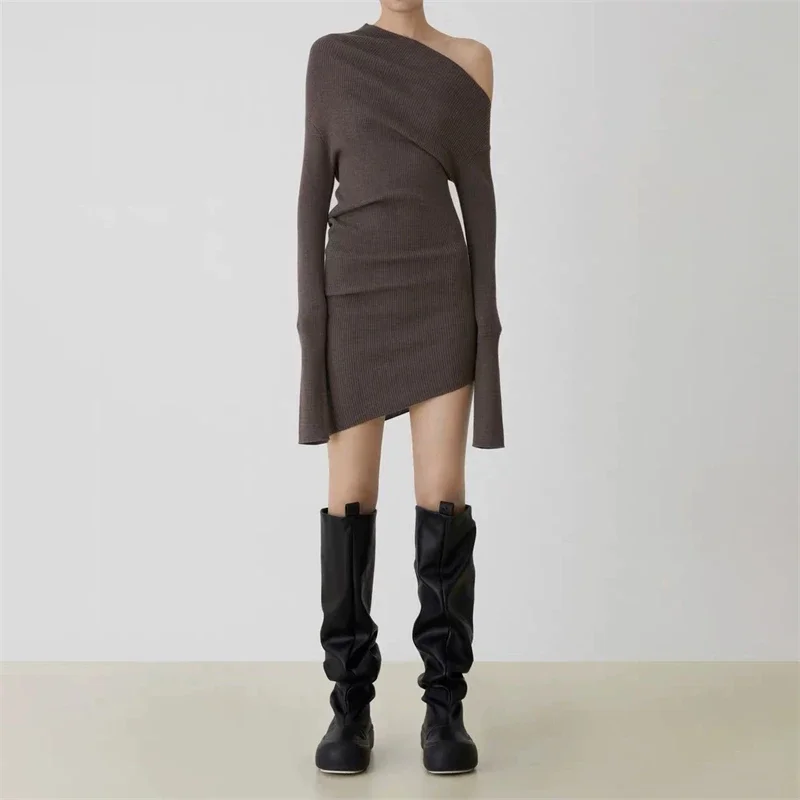 

Autumn new women's oblique collar strapless knitted slim dress y2k fashion high street solid color elastic mini straight skirt