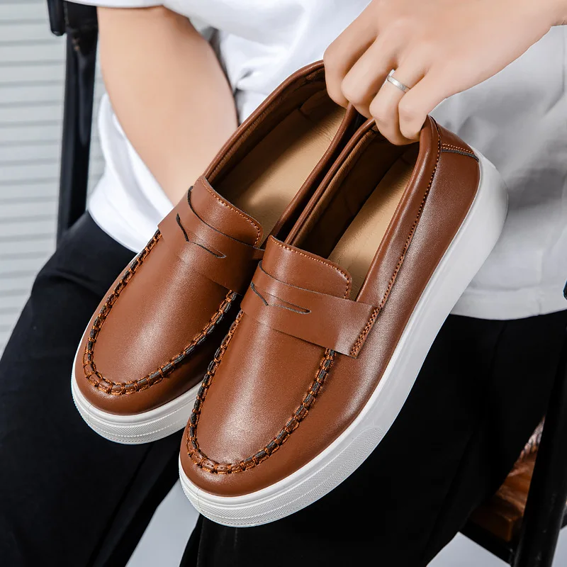 British Fashion Platform Slip-on Leather Men's Loafers Spring Autumn Designer New Soft Sole Soft Leather Men's Dress Shoes
British Fashion Platform Slip-on Leather Men's Loafers Spring Autumn Designer New Soft Sole Soft Leather Men's Dress Shoes