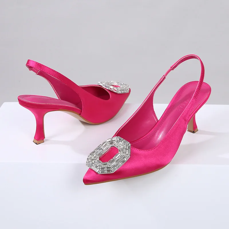 European and American Pointed High Heels Sandals for Women 2023 New Rhinestone Women's Shoes
European and American Pointed High Heels Sandals for Women 2023 New Rhinestone Women's Shoes