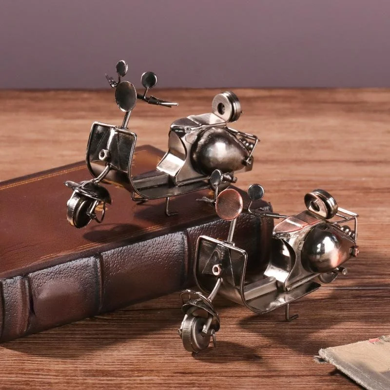 Handmade Iron Motorcycle Model Ornaments Retro Motor Figurine Iron Decoration Motorbike Prop Vintage Home Decor Shooting Props
Handmade Iron Motorcycle Model Ornaments Retro Motor Figurine Iron Decoration Motorbike Prop Vintage Home Decor Shooting Props