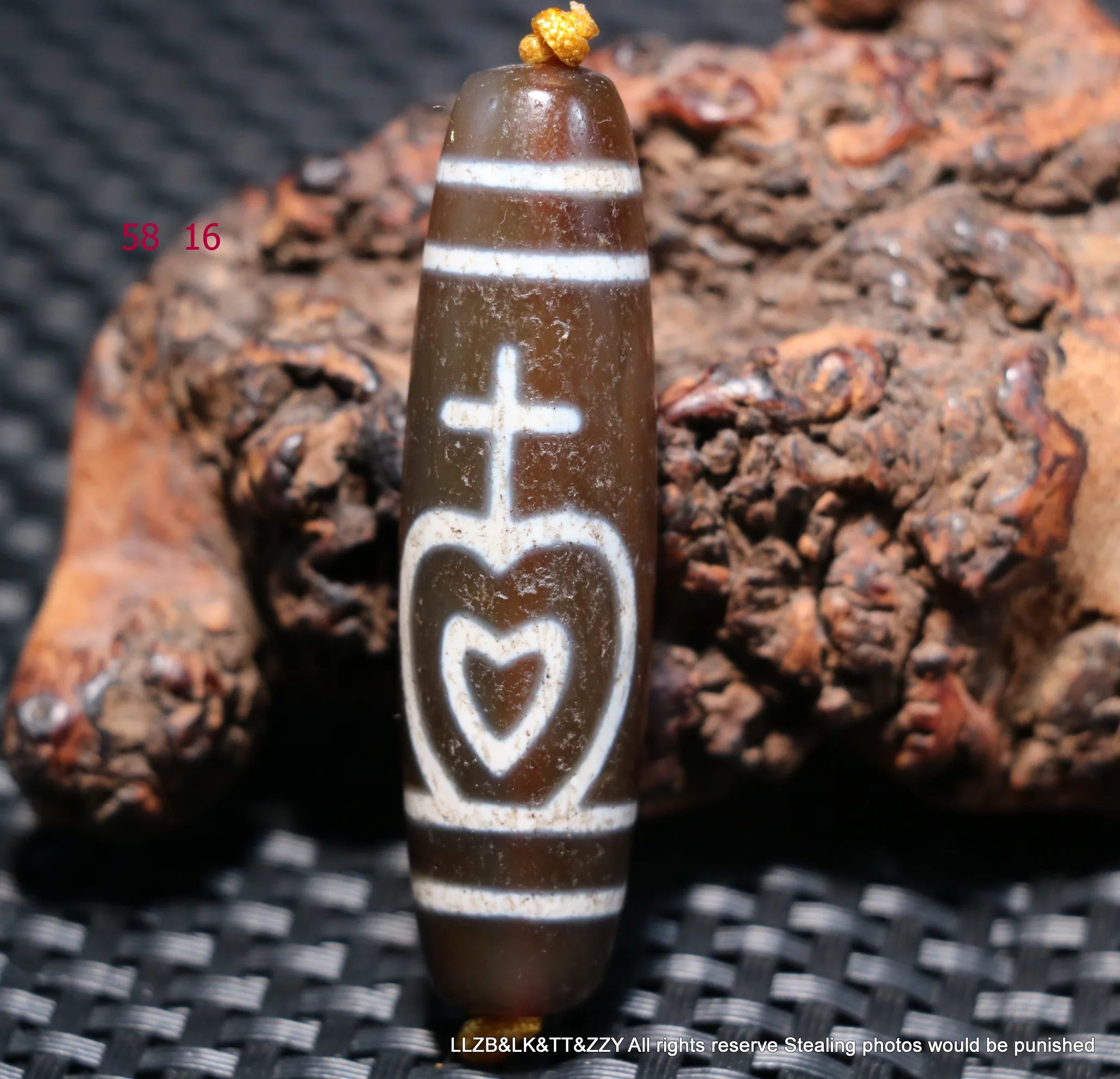 LKbrother Treasure Ultra Energy Tibetan Old Agate Aquarius Treasure Bottle Big dZi Bead Pendant Amulet 5A BG UPD211202K01
LKbrother Treasure Ultra Energy Tibetan Old Agate Aquarius Treasure Bottle Big dZi Bead Pendant Amulet 5A BG UPD211202K01