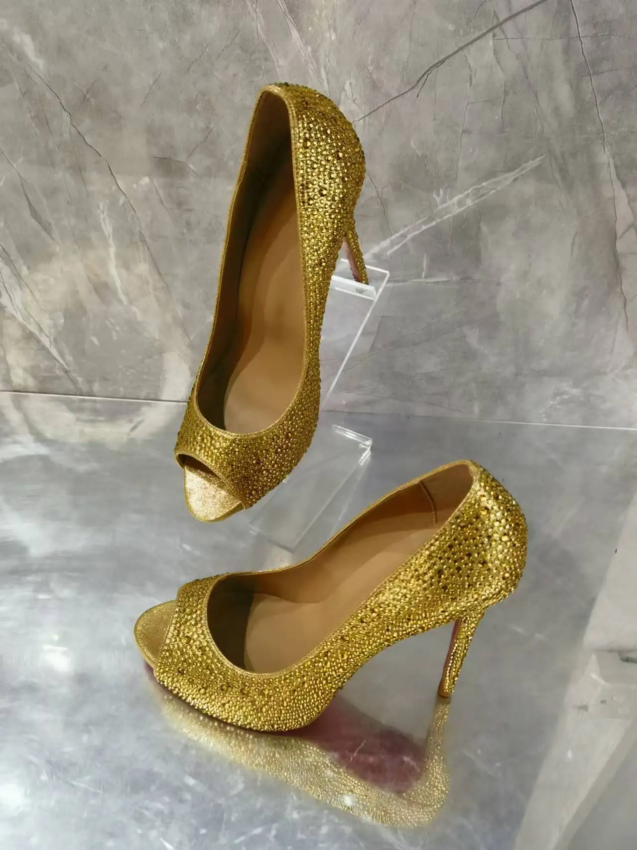 2024 Golden Fish Mouth Party Banquet Sexy Shallow Water Table Rhinestone High Heels Women's Pumps
2024 Golden Fish Mouth Party Banquet Sexy Shallow Water Table Rhinestone High Heels Women's Pumps