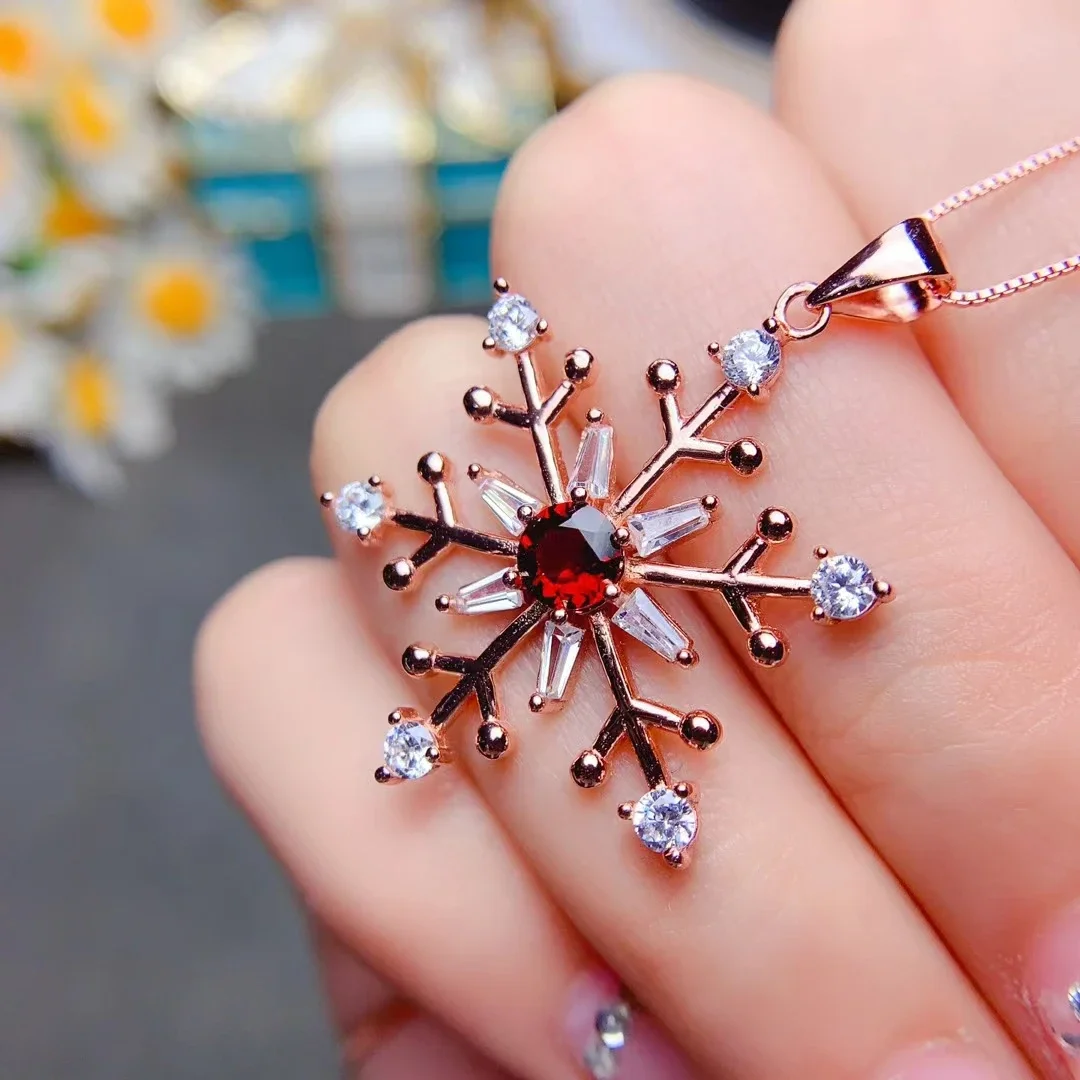 Cute Silver Snowflake Pendant for Young Girl 5mm VVS Natural Garnet Necklace Pendant 3 Layers 18K Gold Plated Garnet Jewelry
Cute Silver Snowflake Pendant for Young Girl 5mm VVS Natural Garnet Necklace Pendant 3 Layers 18K Gold Plated Garnet Jewelry