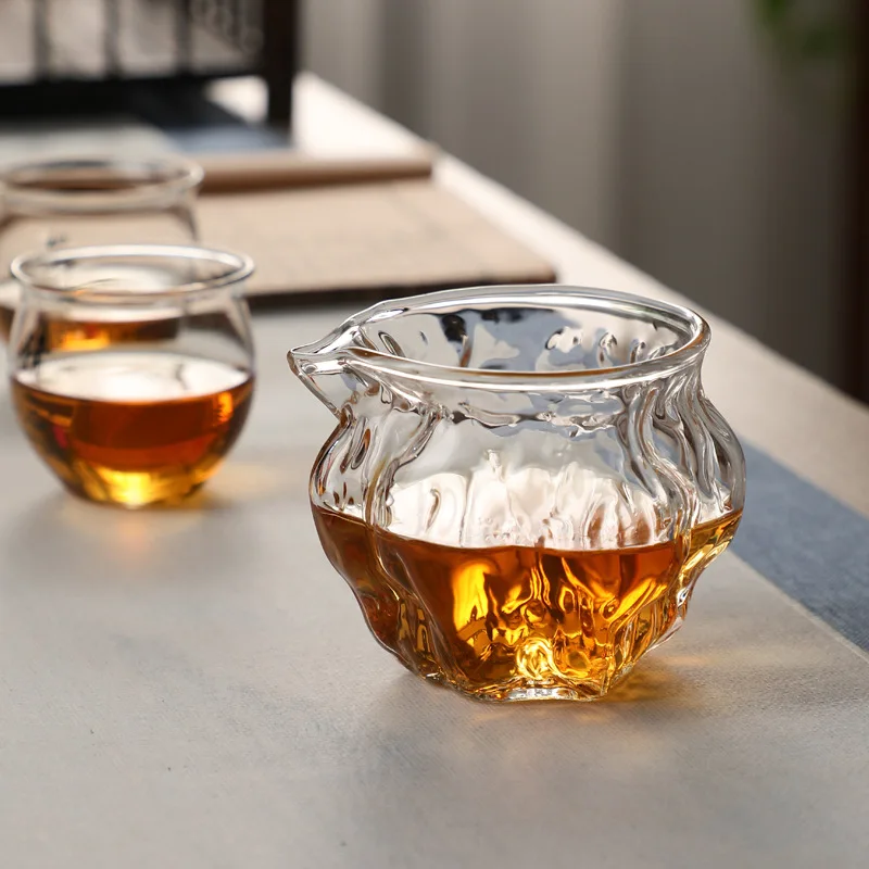 Japanese Style Glass Tea Infusers Pitcher Heat Resistant Hammered Kung Fu Chahai Creative Transparent Teacup Phnom Penh Teaware
Japanese Style Glass Tea Infusers Pitcher Heat Resistant Hammered Kung Fu Chahai Creative Transparent Teacup Phnom Penh Teaware