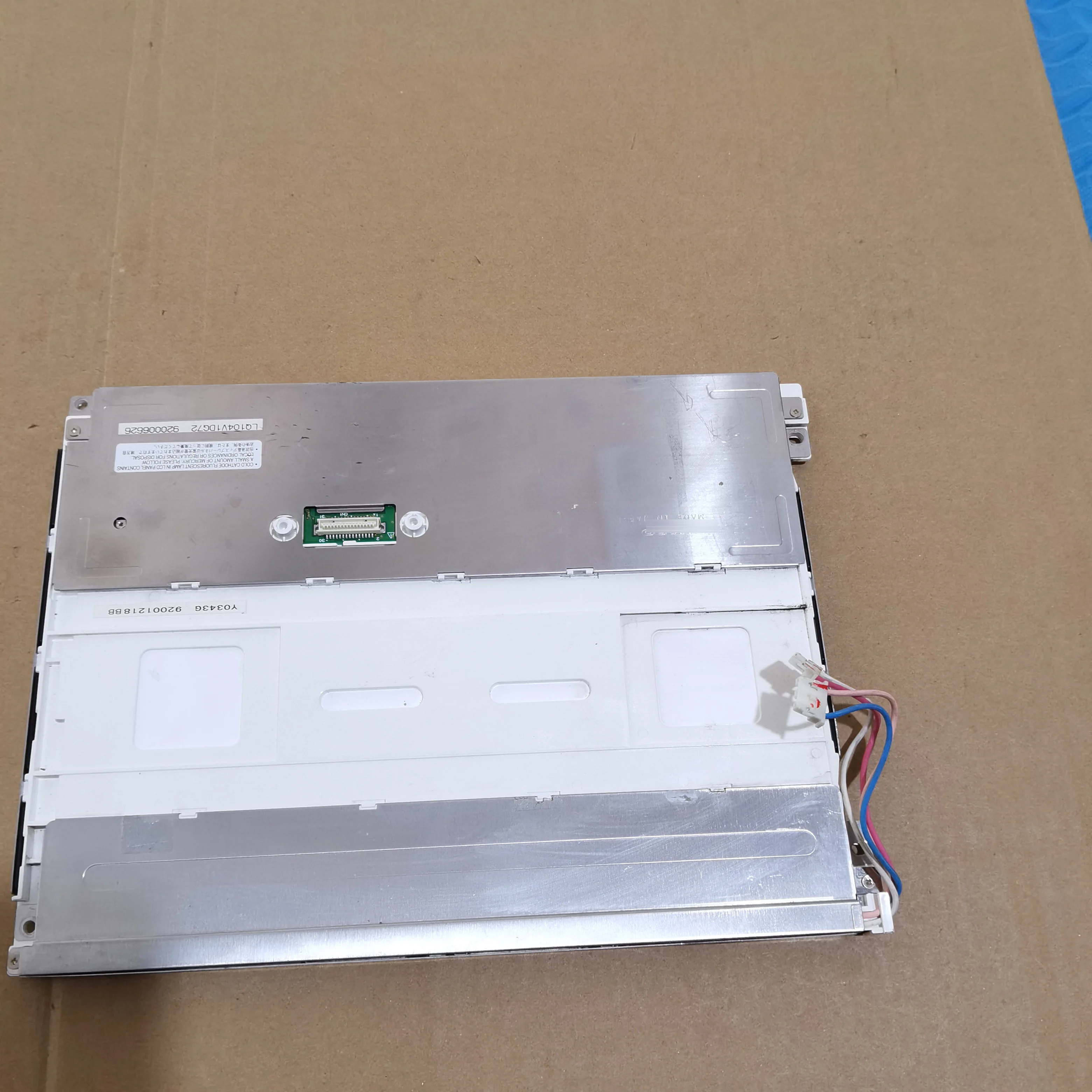 

Original 10.4-inch 640 * 480 LCD screen LQ104V1DG72