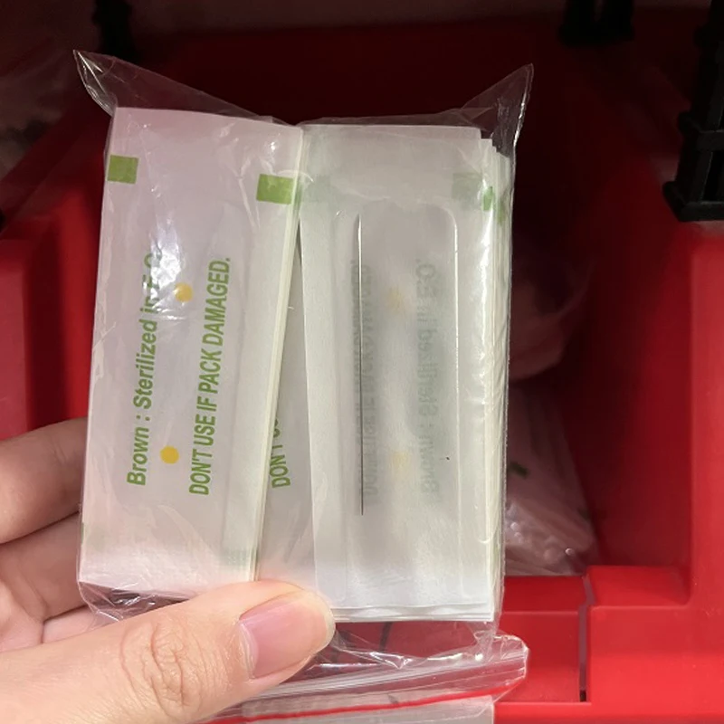 100 шт. стерилизованные тату-иглы для бровей 0,4x50 мм 1RL тату-иглы для перманентного макияжа для огромного солнечного света 
100 шт. стерилизованные тату-иглы для бровей 0,4x50 мм 1RL тату-иглы для перманентного макияжа для огромного солнечного света