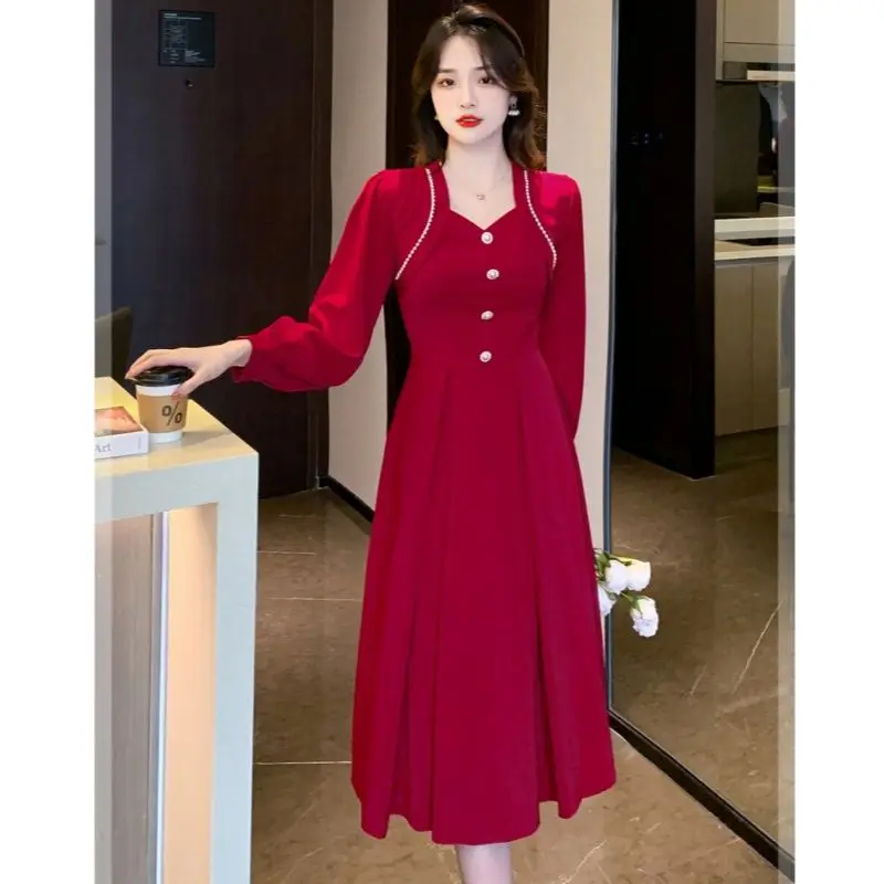 2023 Dress Autumn And Winter New Splicing Fashionable Red Slim Big Swing Toast Style Medium Long Free Shipping
2023 Dress Autumn And Winter New Splicing Fashionable Red Slim Big Swing Toast Style Medium Long Free Shipping