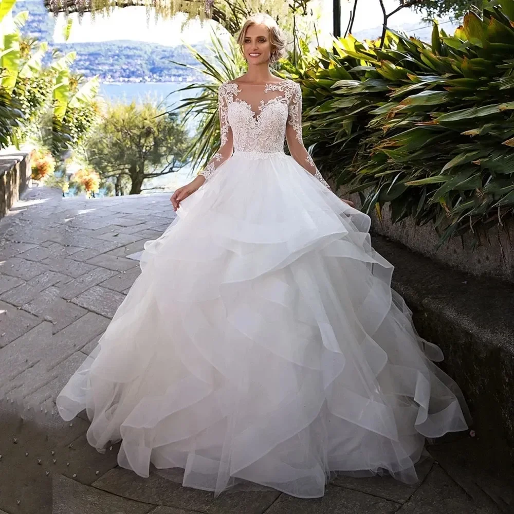 Simple Princess A Line Layered Decal Luxury Wedding dress Sexy backless with floor length Romantic beach bridal party dress
Simple Princess A Line Layered Decal Luxury Wedding dress Sexy backless with floor length Romantic beach bridal party dress