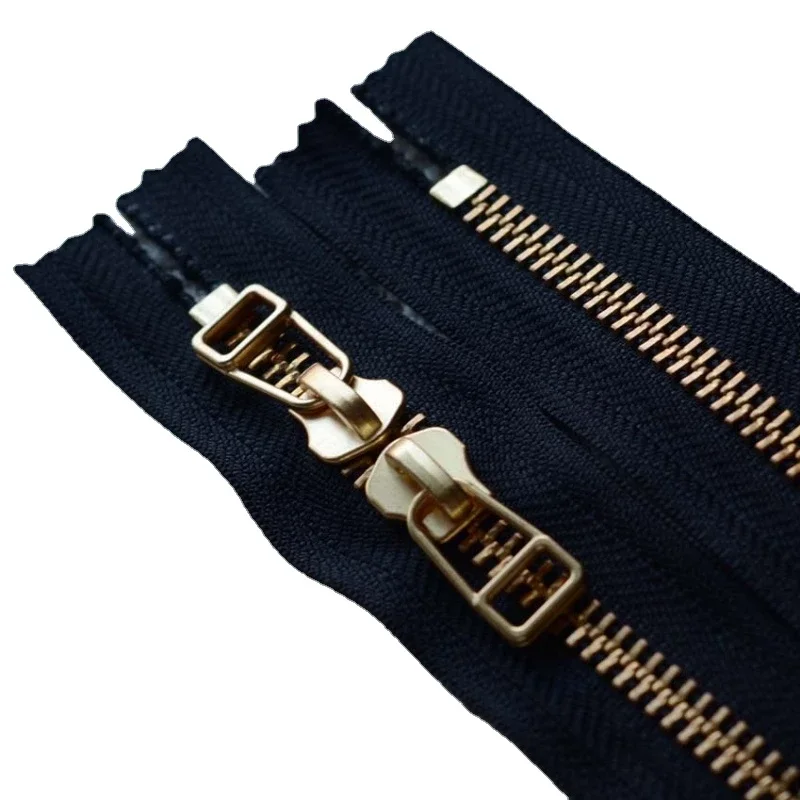 Металлическая молния YKK 8 #30-70 см, застежка-молния для ремонта кожаных коробок, сумок, швейных аксессуаров, черный/белый/кофейный цвет
Металлическая молния YKK 8 #30-70 см, застежка-молния для ремонта кожаных коробок, сумок, швейных аксессуаров, черный/белый/кофейный цвет