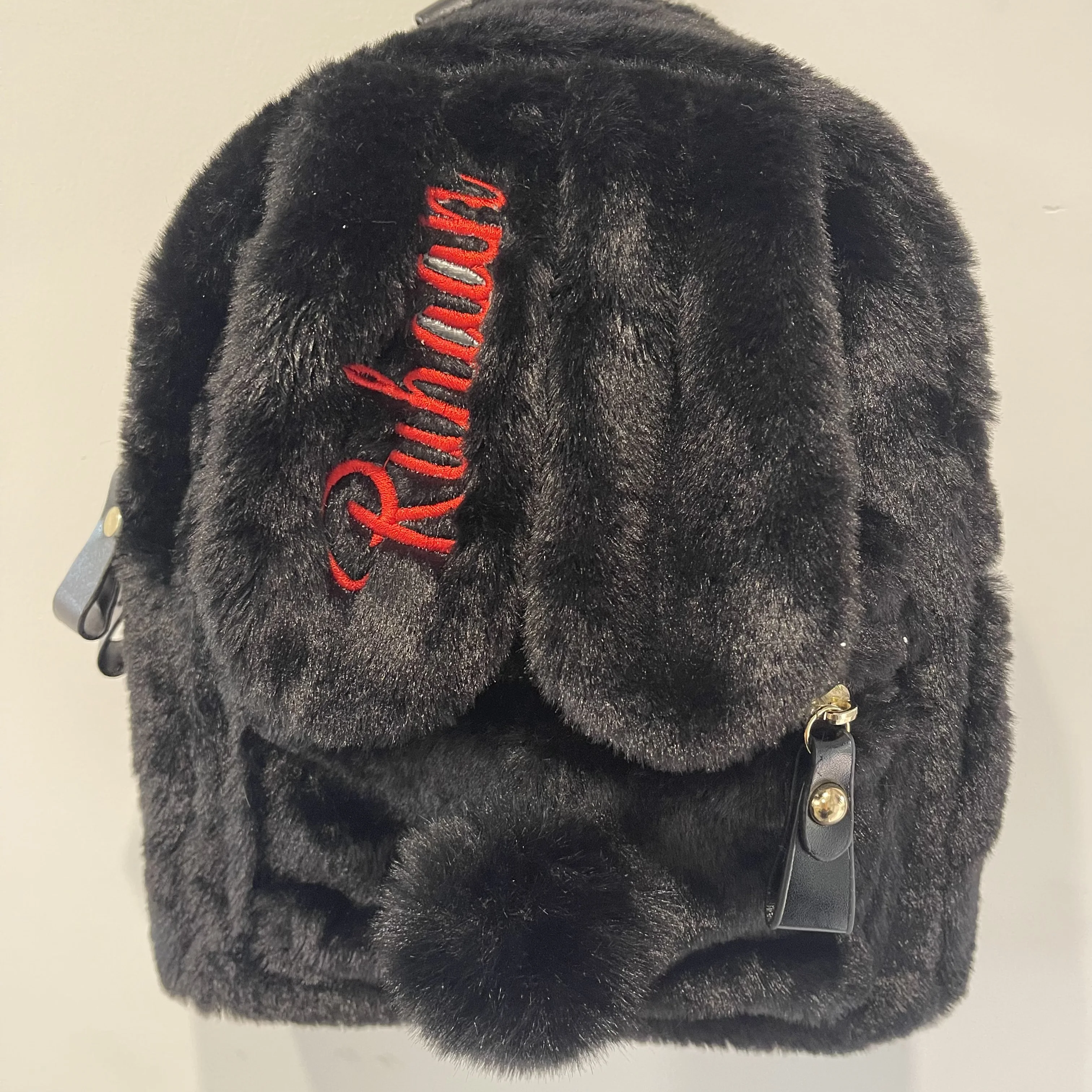 Embroidered Autumn And Winter Women's Personalized Plush Backpack, New Cute Rabbit Ears, With Name Plush Women's Gift Bag
Embroidered Autumn And Winter Women's Personalized Plush Backpack, New Cute Rabbit Ears, With Name Plush Women's Gift Bag