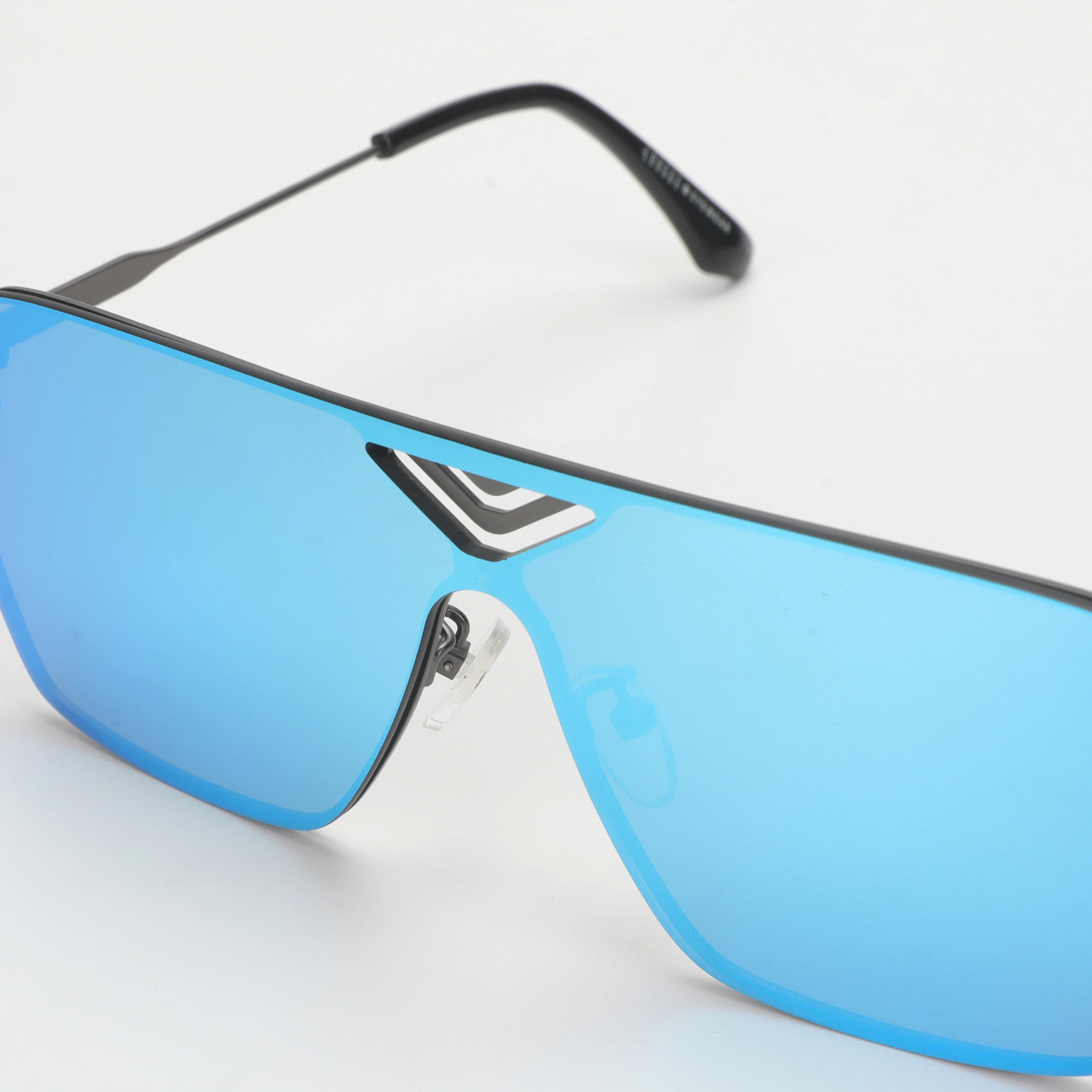 

Синие зеркальные солнцезащитные очки мужские Оранжевые красные аксессуары Y2k очки женские солнцезащитные очки Роскошные Брендовые очки одежда UV400 LA1700