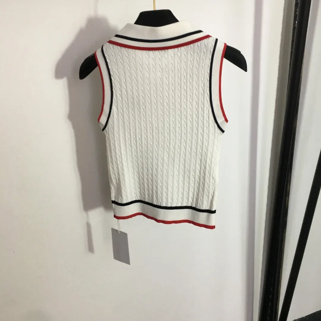 Summer New Women's Knitted Tank Top with Embroidered Half Open Button Flap Colorful Stripes Collar Women's Top 0326564780
Summer New Women's Knitted Tank Top with Embroidered Half Open Button Flap Colorful Stripes Collar Women's Top 0326564780